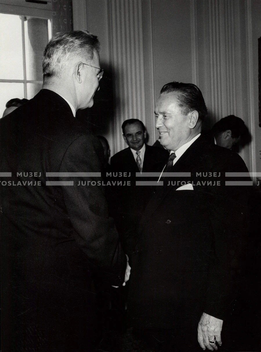 1961_168_040