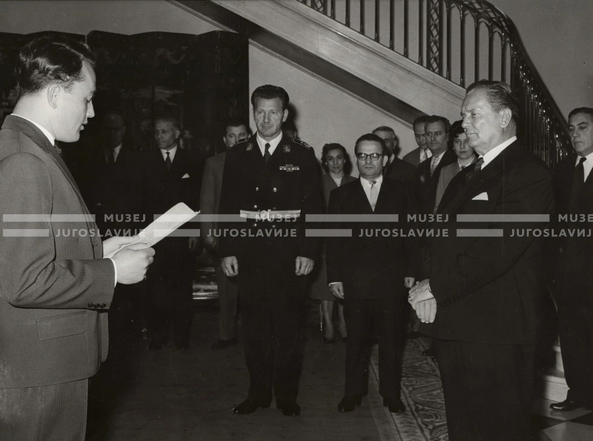 1961_168_033