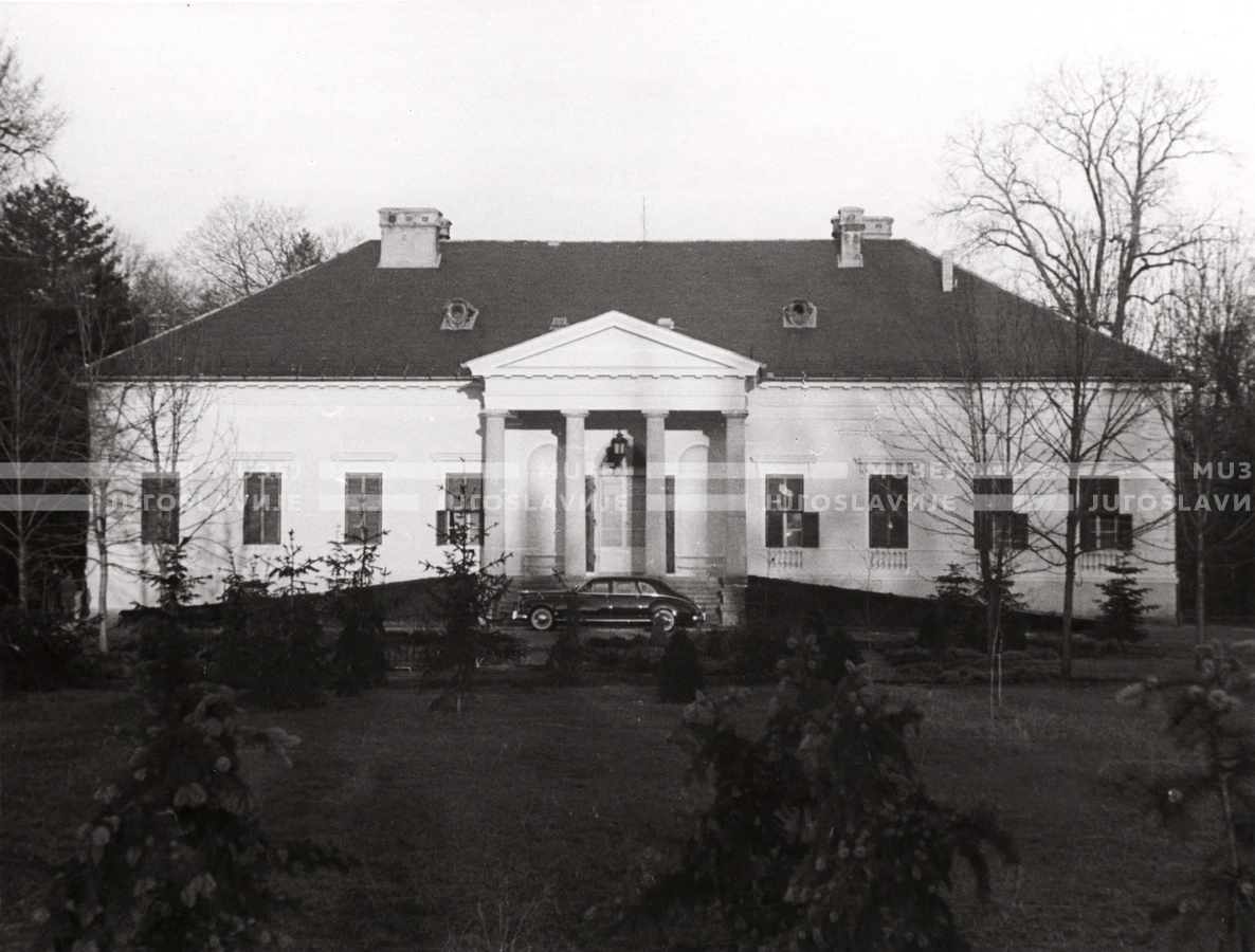 1948-49_002_103