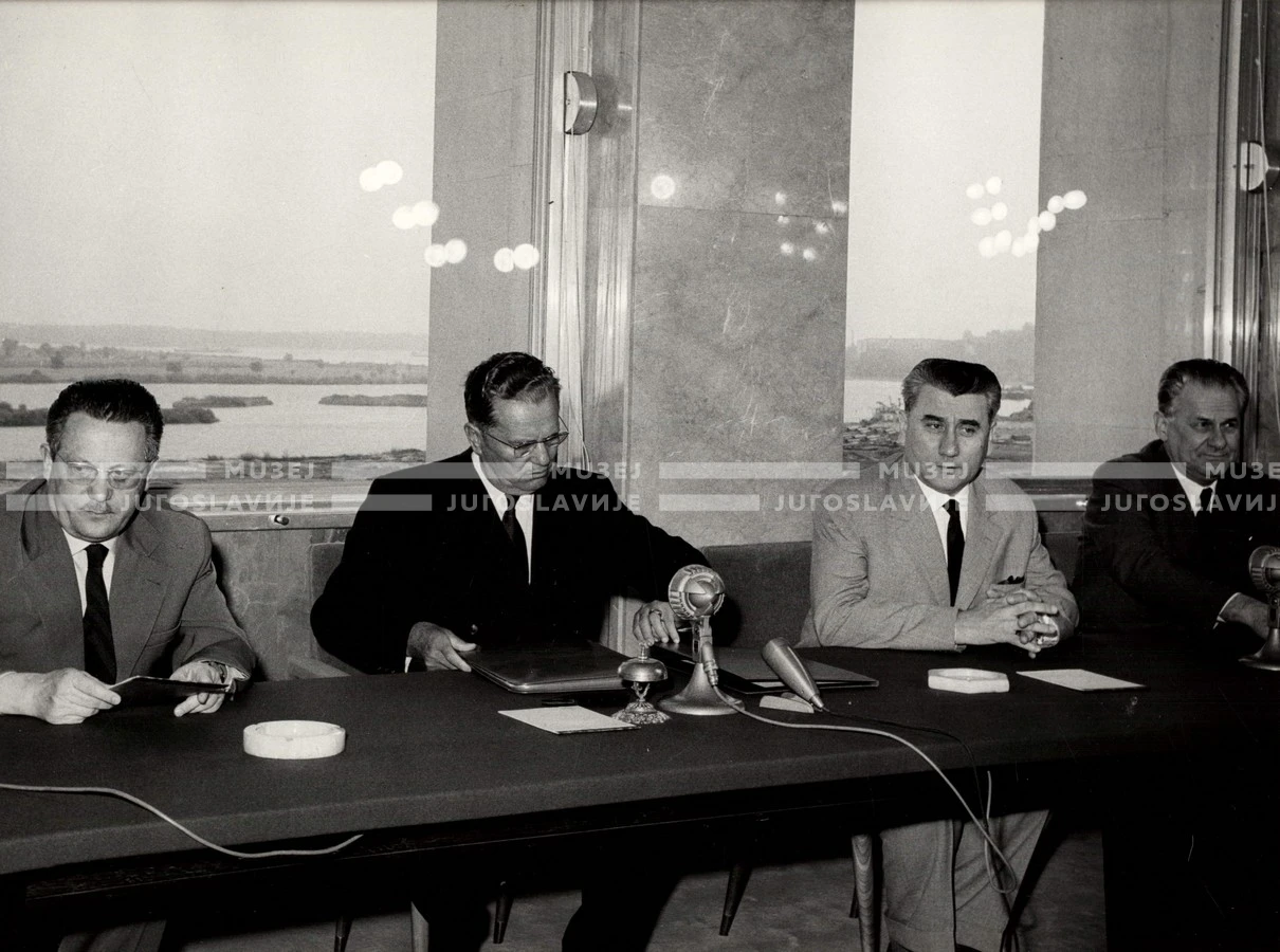 1961_167_006