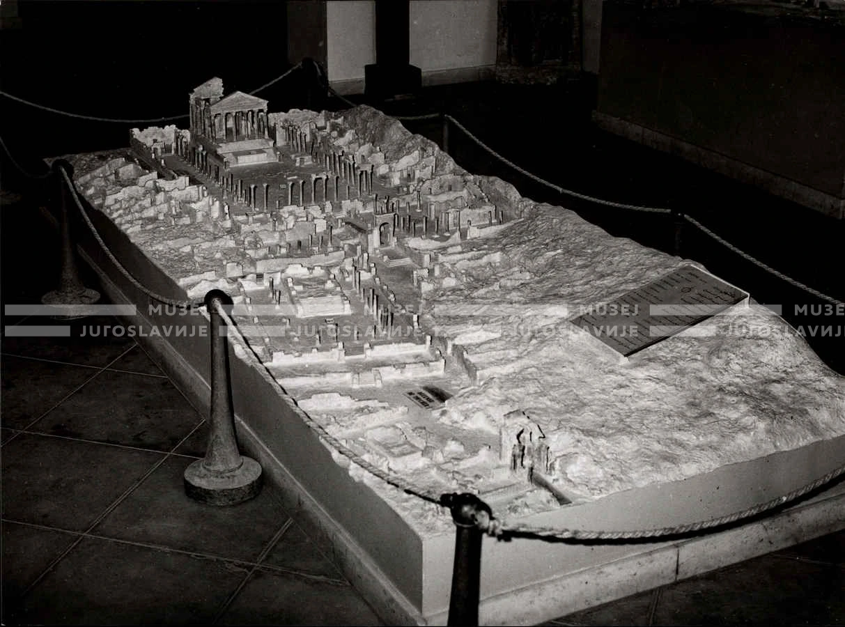 1961_163_047
