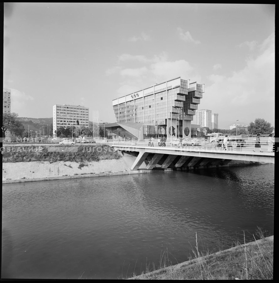 ML_B_4779