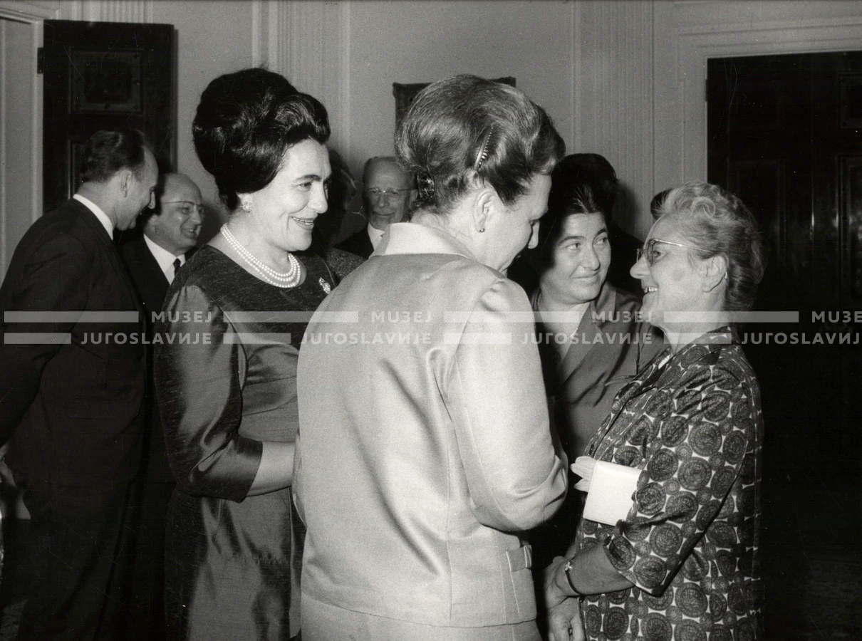 1964_252_048