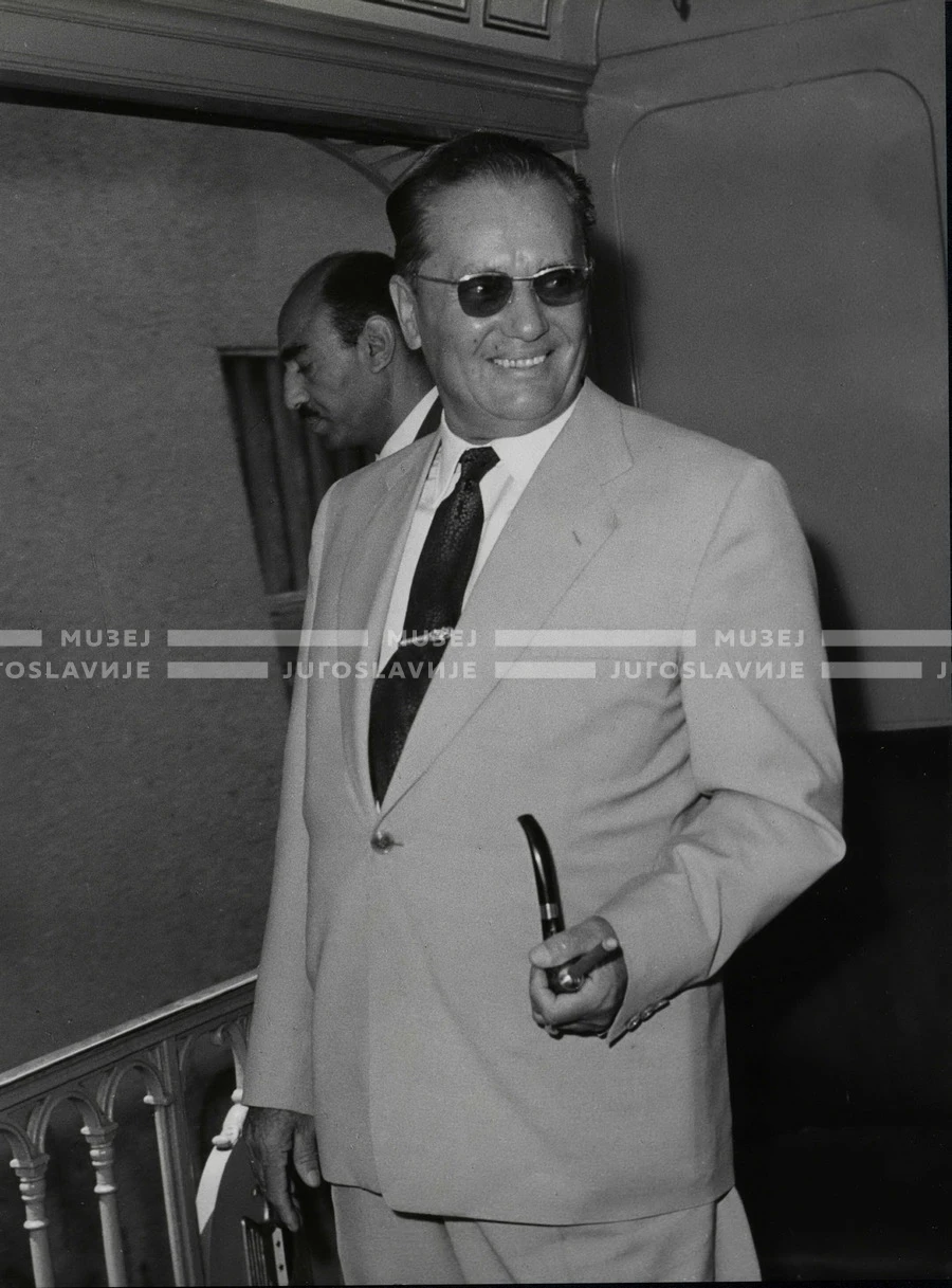 1961_165_116