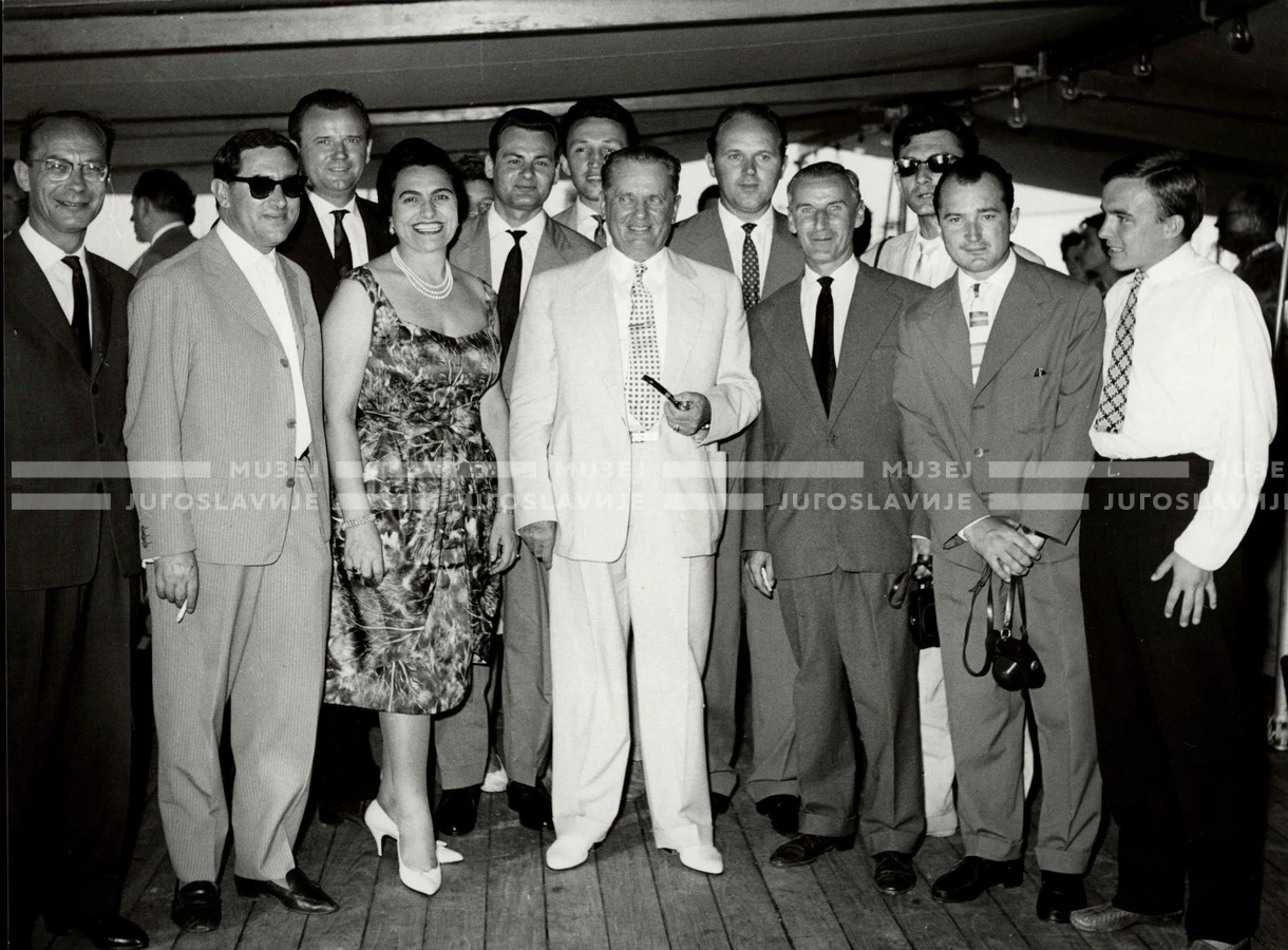 1961_158_087