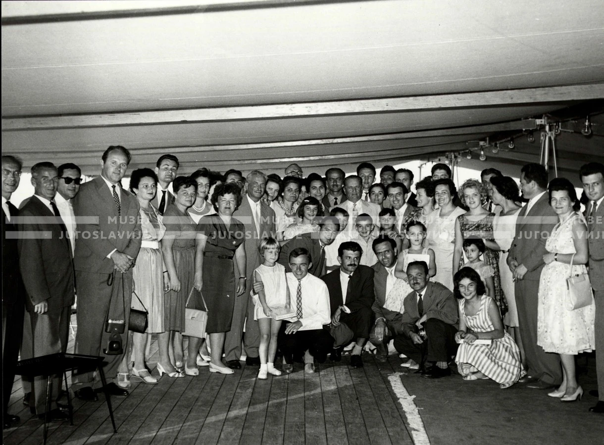 1961_158_088