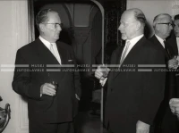 1964_252_057