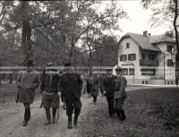 1953_025_003