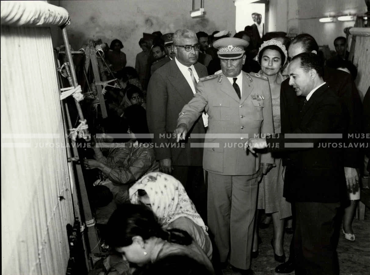 1961_163_137