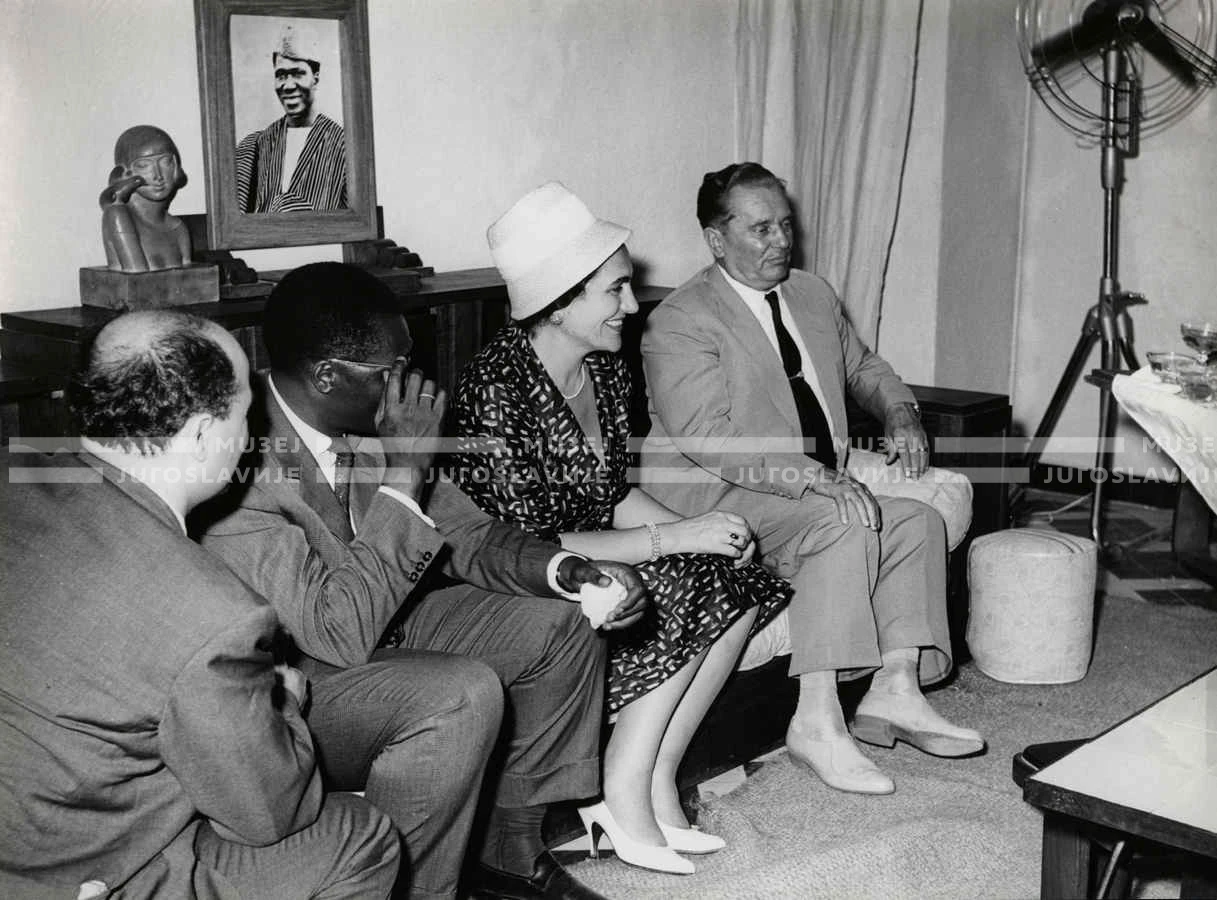 1961_157_187
