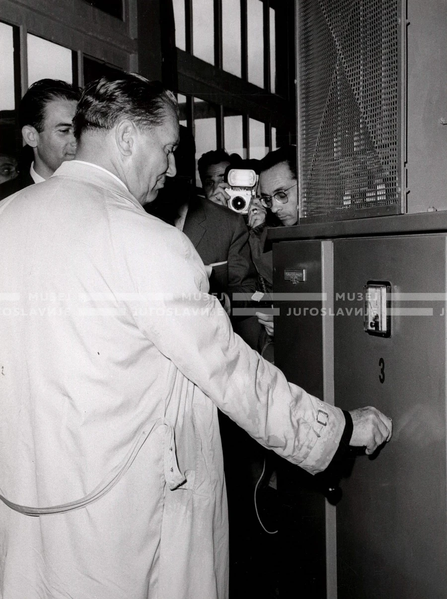 1961_169_177