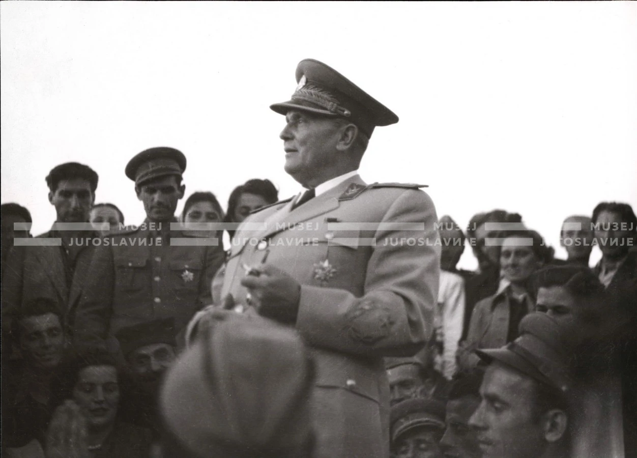 1951_011_115