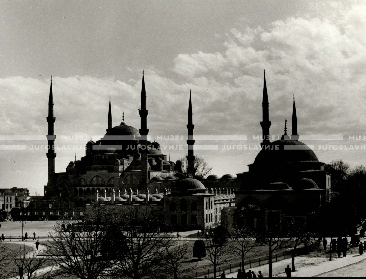 1954_027_107