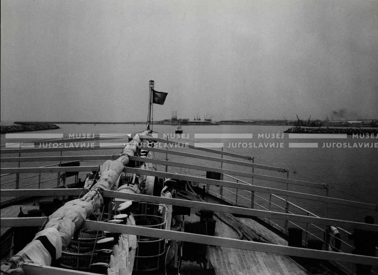 1961_151_002