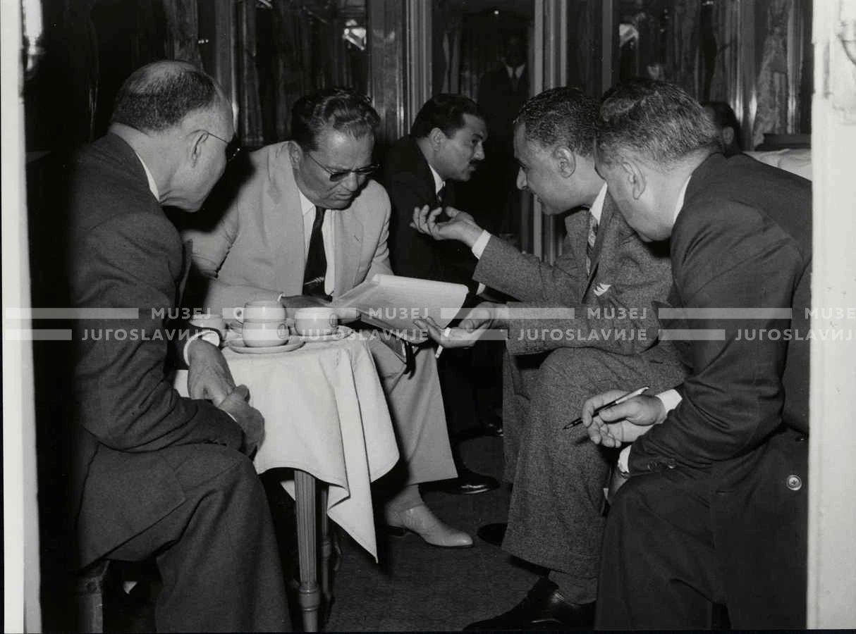 1961_165_103