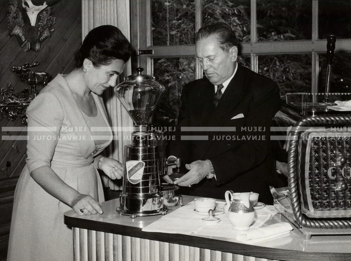 1961_168_019