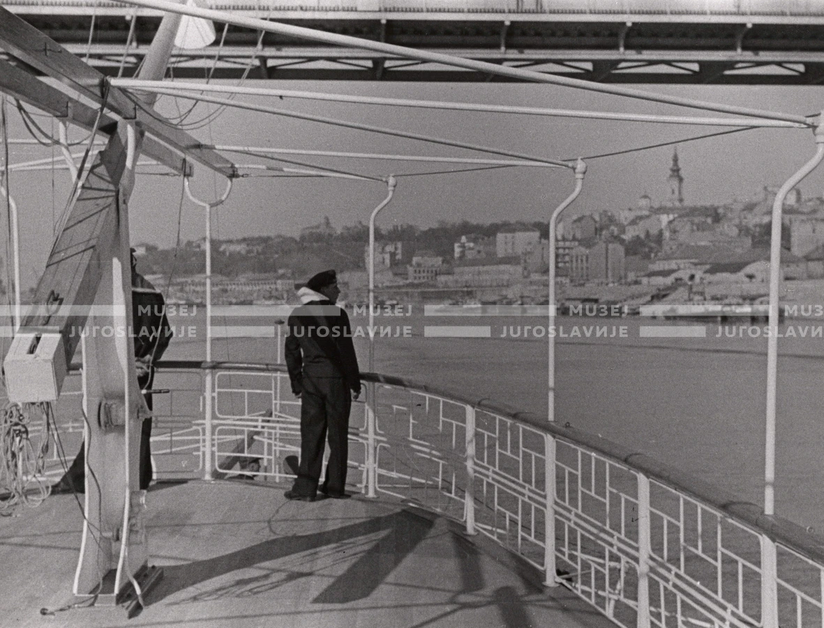 1949_004_113