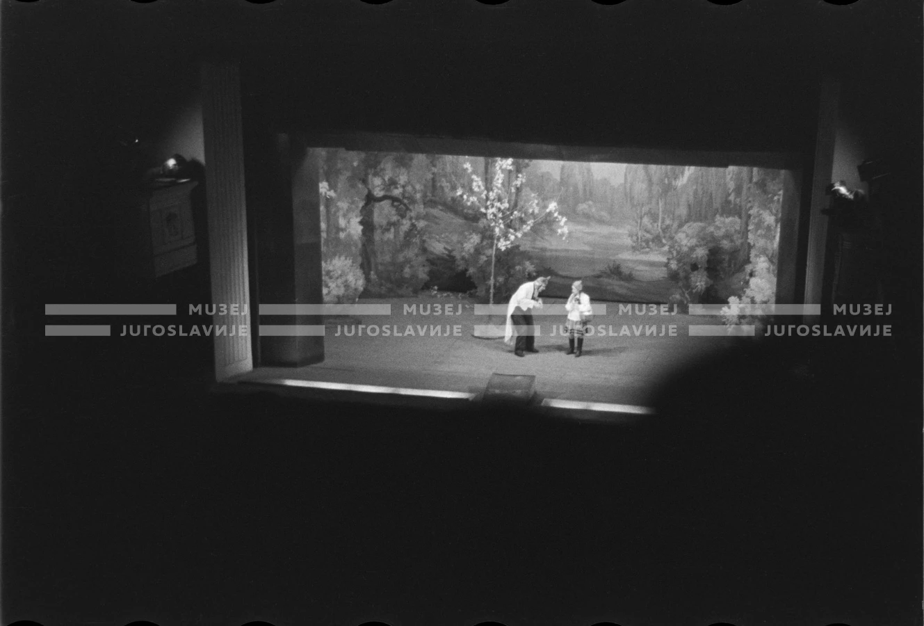 VIS_099_04
