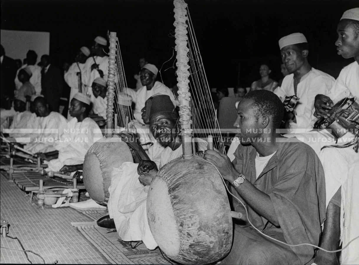 1961_157_137