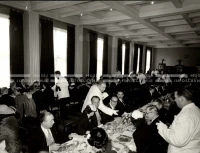 1954_027_075