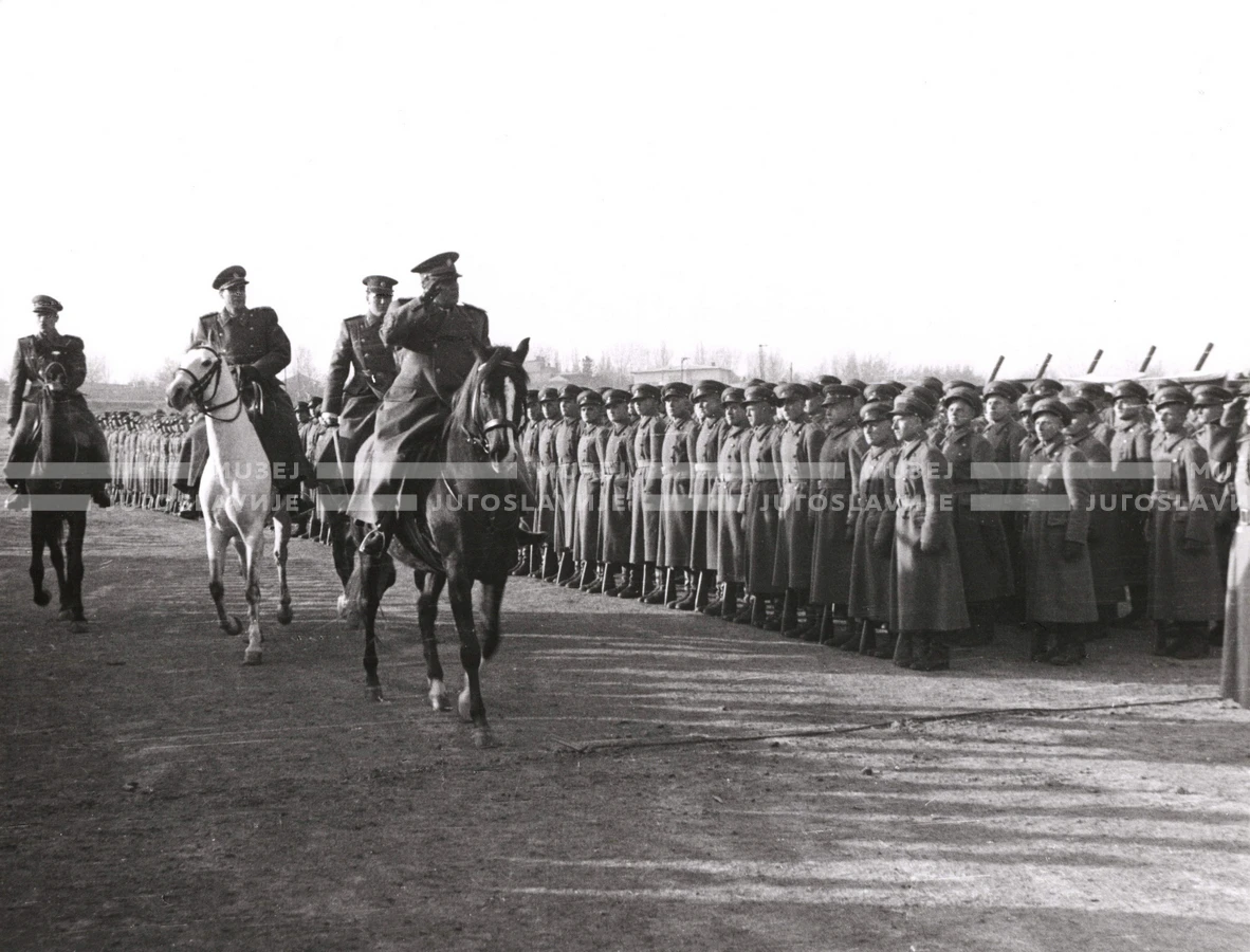1948-49_002_052