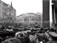 1954_028_050