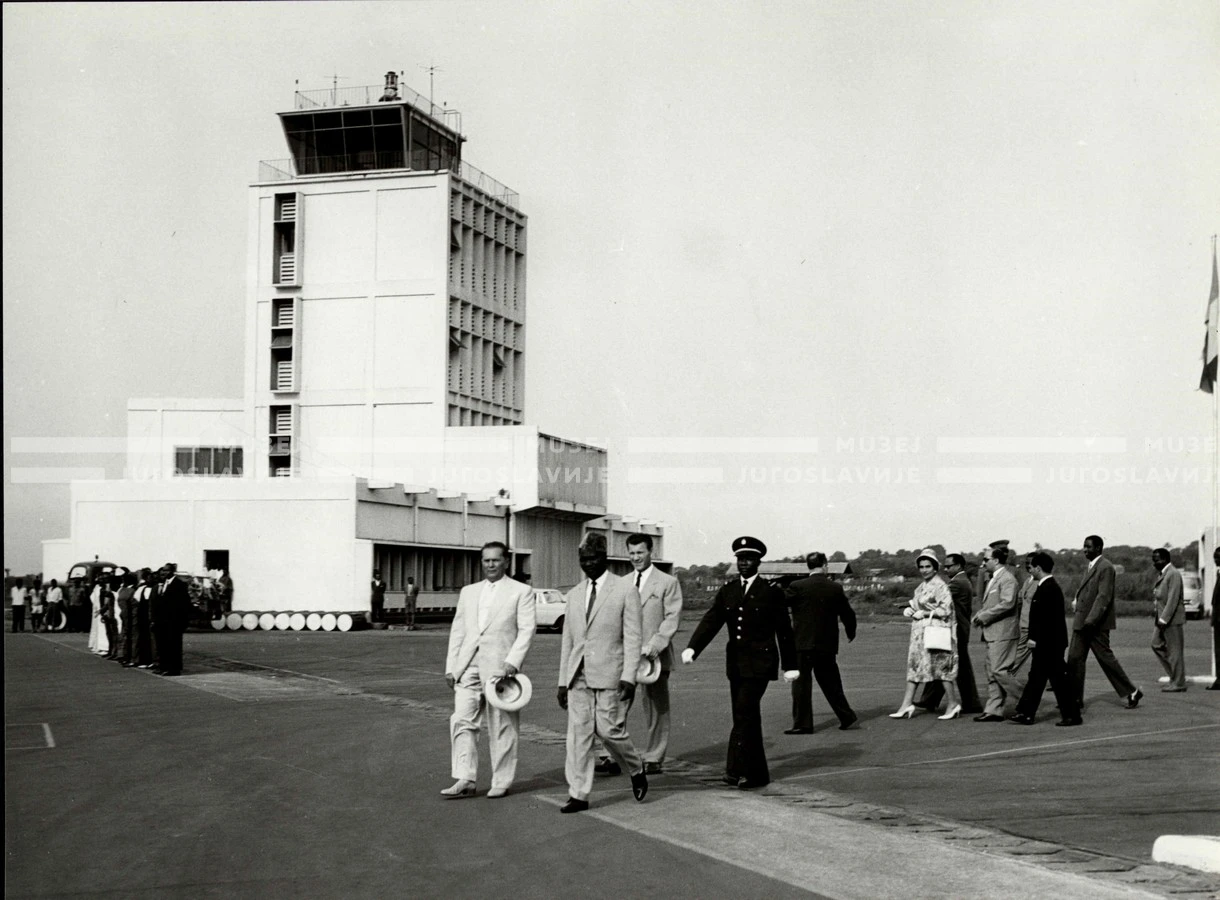 1961_158_094