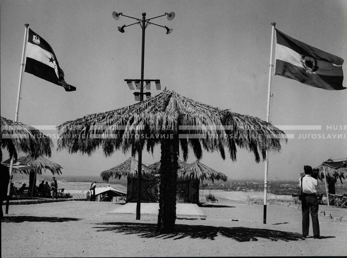 1961_165_039