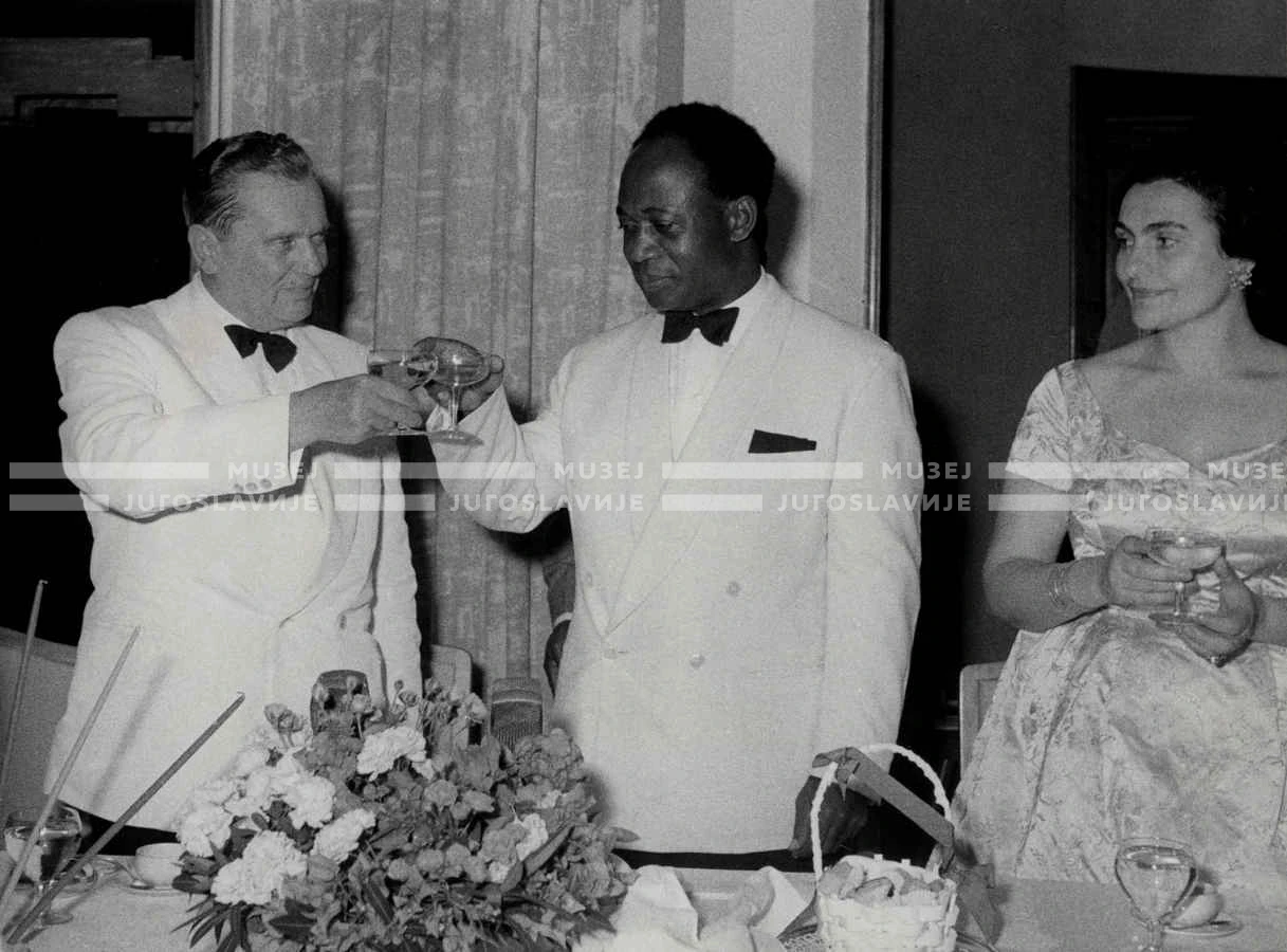 1961_151_122