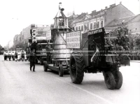 1950_006_056
