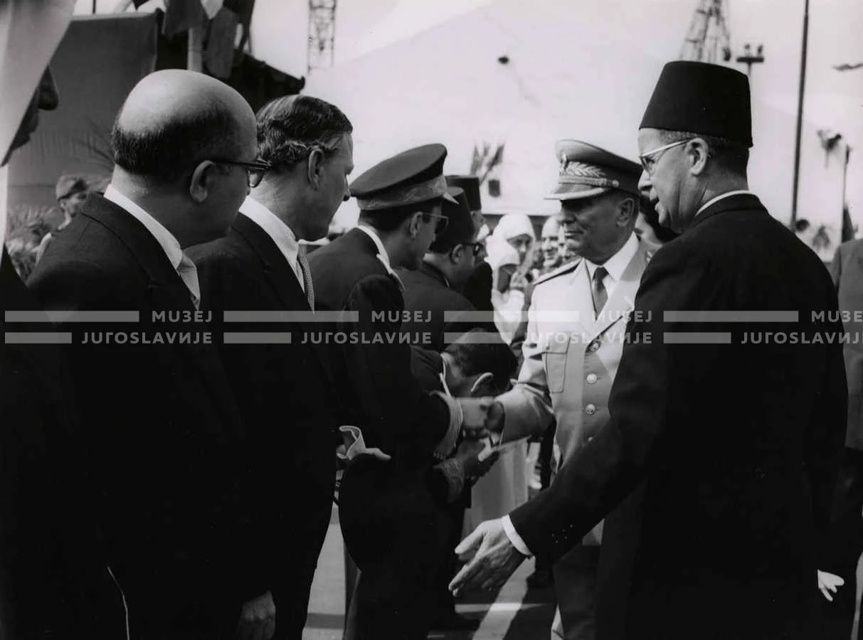 1961_160_012