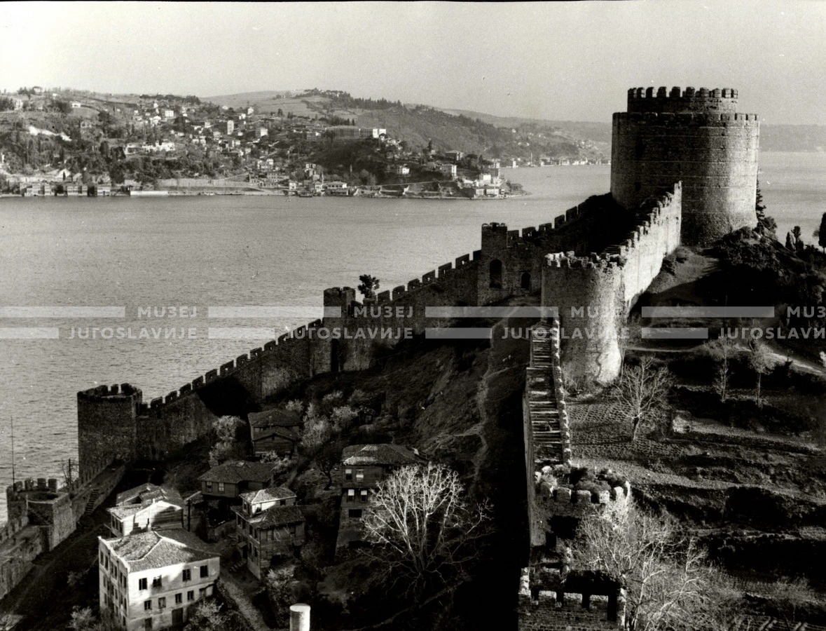 1954_027_121