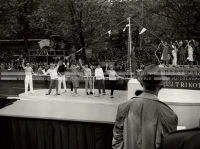 1961_167_041