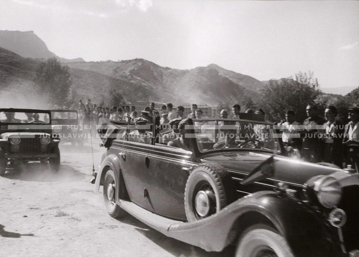 1951_011_078