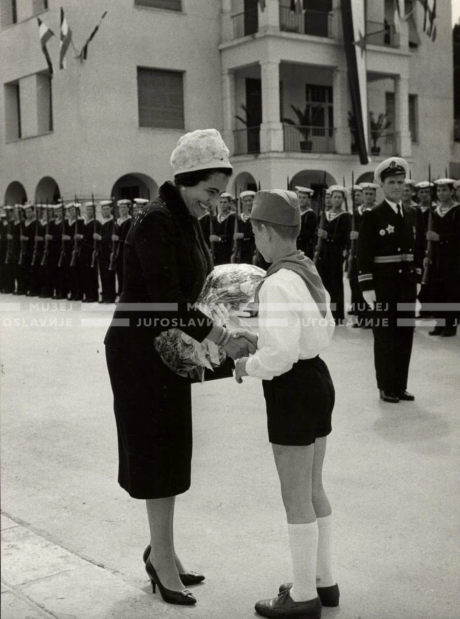 1961_166_109