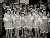 1954_028_113