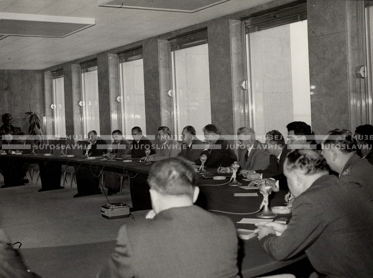 1961_167_008