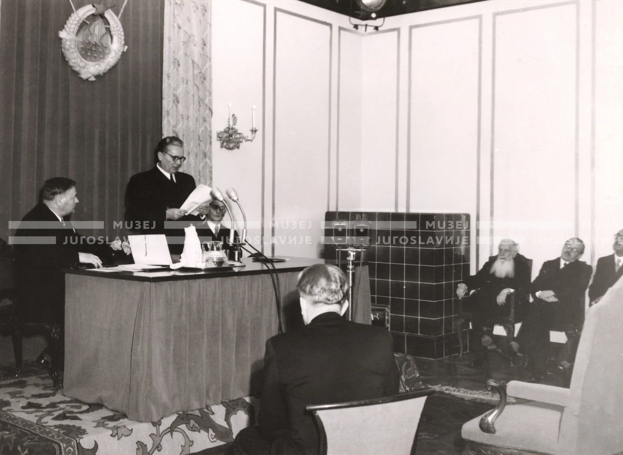 1948-49_002_030