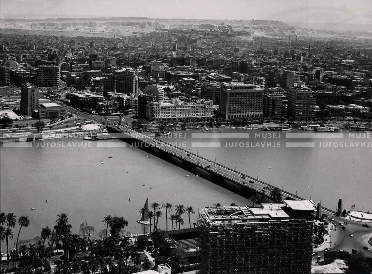 1961_165_015