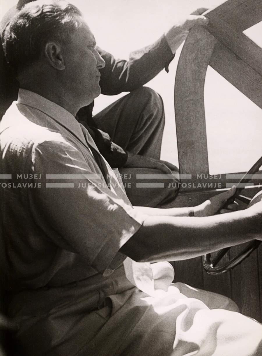 1948_001_060