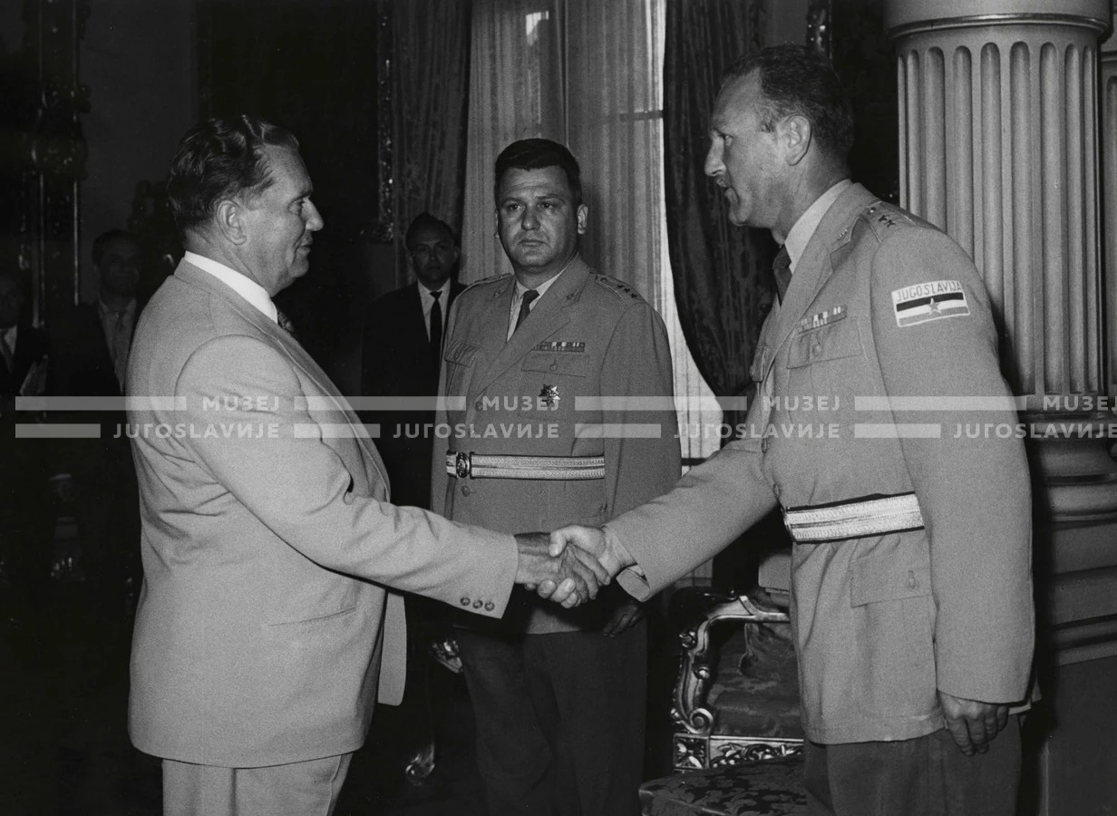 1961_164_097