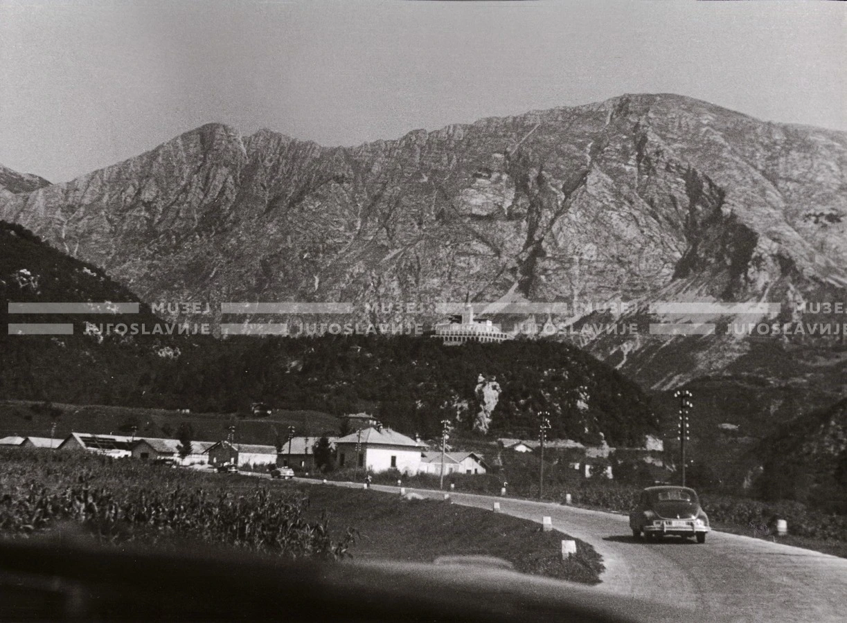 1950_007_109
