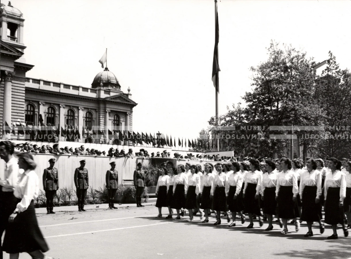1952_014_002