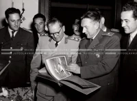 1952_014_036