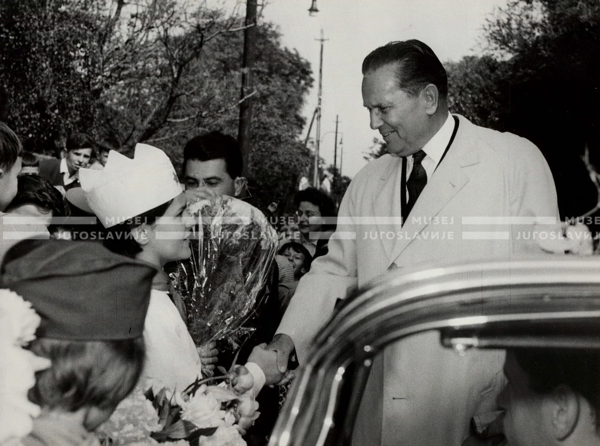 1961_168_025