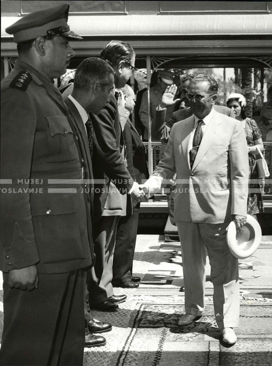 1961_164_161