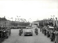 1964_252_100