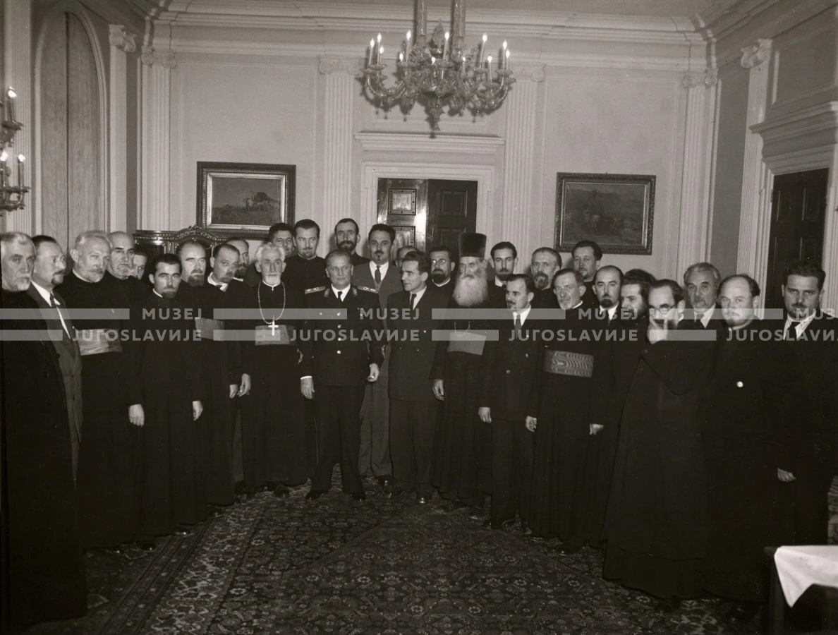 1949_004_151