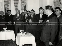 1961_169_042