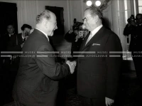 1964_252_039